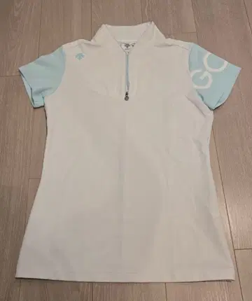 데상트 피케 셔츠 M