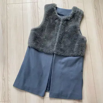 새상품 이탈리아제 ANNA BASSANI 인조 모피 베스트 탁한 블루 L