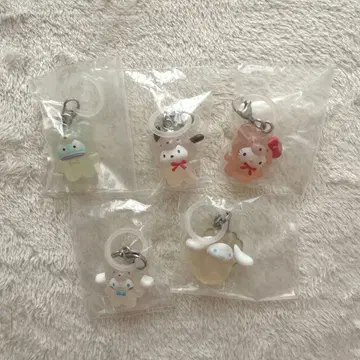 산리오 캐릭터 라떼곰 디자인  오이스터 메지루시 액세서리