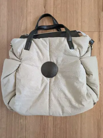 크림색 토트백 POINT LIGNE