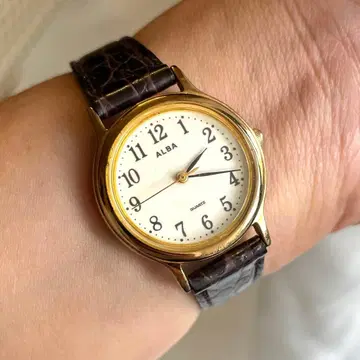 ALBA 손목시계