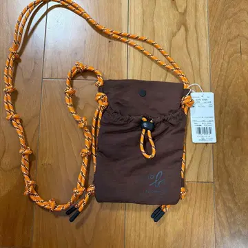 브라운 숄더백 오렌지 로프 스트랩