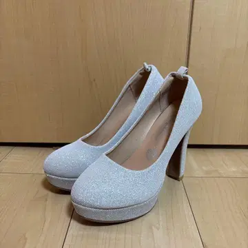 화이트 라메 믹스 스틸레토 하이힐 23cm 힐 높이 11.5cm