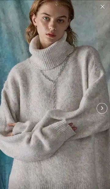 SERACE 루즈 멜란지 터틀넥 니트