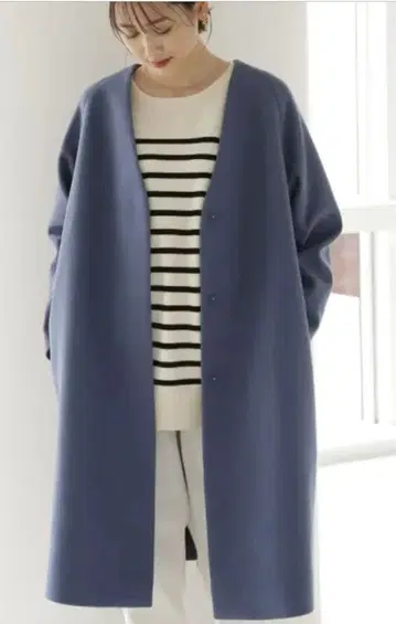 가벼운 스트레치 노카라 코트