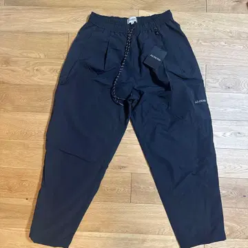 ALOUND TWOTUCK 나일론 팬츠 S 사이즈