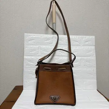 renoma 브라운 가죽 숄더백