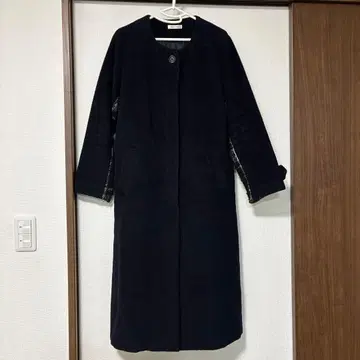 네이비 롱 코트 체크 무늬
