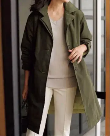 새상품급 두클라쎄 진심 마법 테르모 미들 코트 S 사이즈 카키