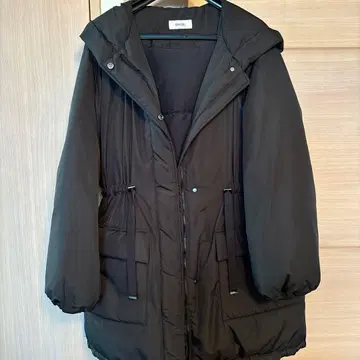 SNIDEL 블랙 다운 자켓