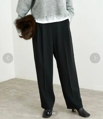 슬로브 이에나 더블 크로스 턱 트라우저 블랙