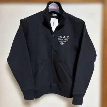 AVIREX 상의 M 블랙 지퍼