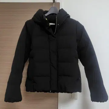 그레디 브릴리언트 숏 다운 블랙