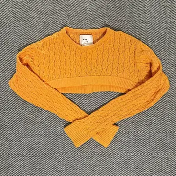 AMERI vintage 케이블 니트 크롭 스웨터