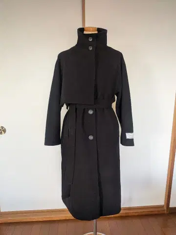 CPCM 케이프 부착 스탠드 카라 경량 멘톤 코트