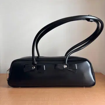 SAENGIN STUDIOS 리본 바게트 백 블랙 한국 브랜드