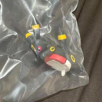 블래키 F상 거리 산책 치라링 프렌즈