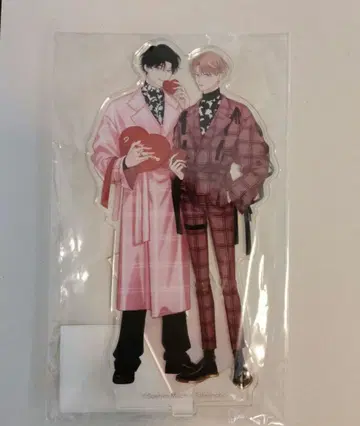 페이크 팩트 립스 아크릴 스탠드 스에요시 바닥