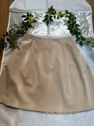 폭시 베이지 스커트 40