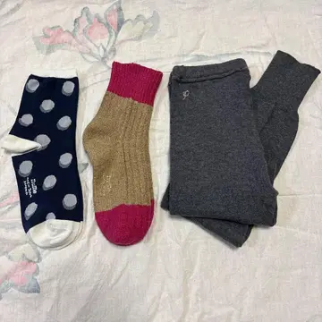 중고품 팔라스 팰리스 & 누메 삭스 레깅스 세트 판매