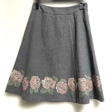 LAURA ASHLEY(로라 애슐리) 꽃무늬 플레어 스커트 GLAY 11