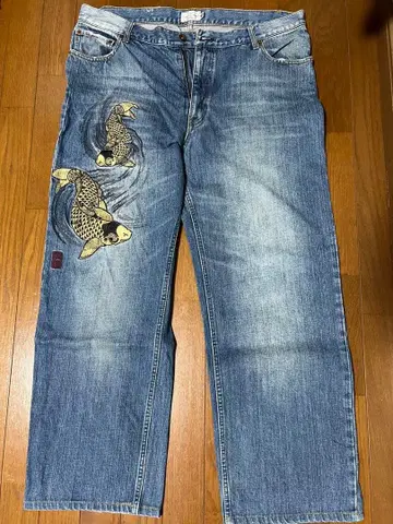 카라쿠리타마시 잉어 자수 데님 팬츠 와이드 레그 38 사이즈