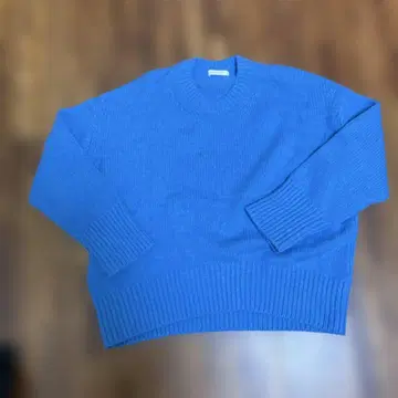 GALERIE VIE 파랑 크루넥 스웨터