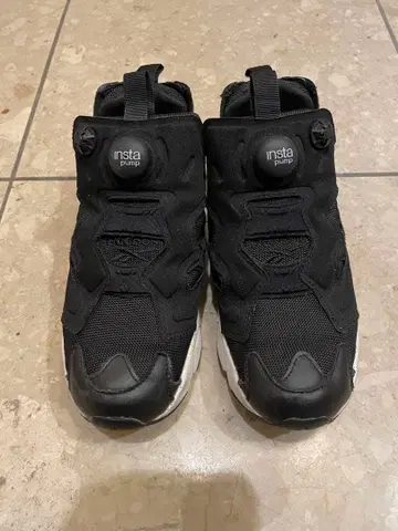Reebok 인스타펌프 블랙