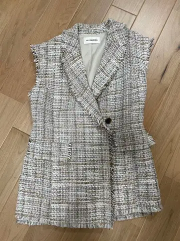 LILY BROWN 트위드 슬리브리스 자켓