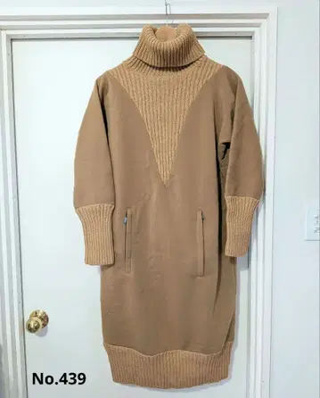 [ 미사용 ] fua 카멜 터틀넥 속기모 맨투맨 x 니트 원피스