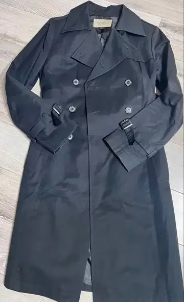 블랙 트렌치코트 더블 브레스트