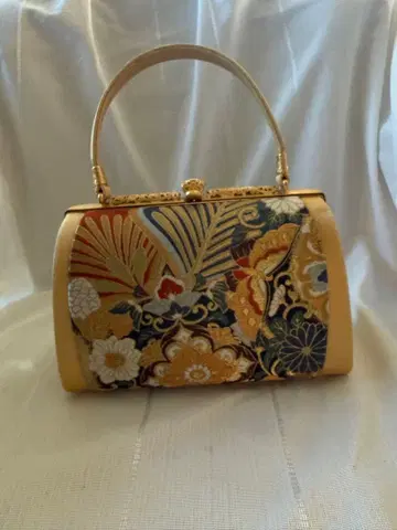 일본 의류용 백 골드 컬러 일본풍 패턴 자수 금독수리 상표