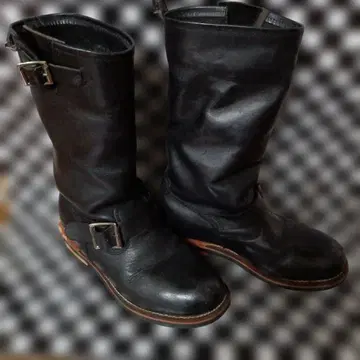 블랙 가죽 엔지니어 부츠