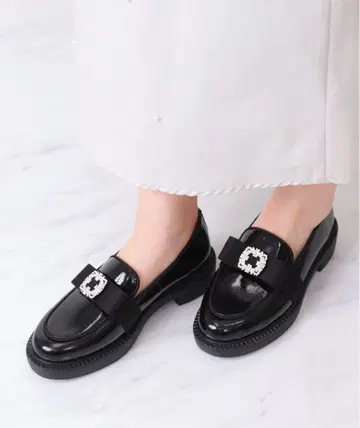 artemis by DIANA 비쥬 리본 통굽 로퍼