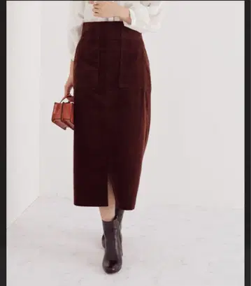 로페 코듀로이 하이웨스트 타이트 스커트