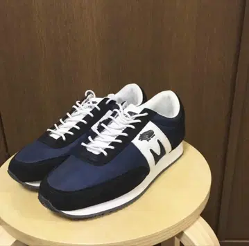 칼프 스니커즈 네이비 US6