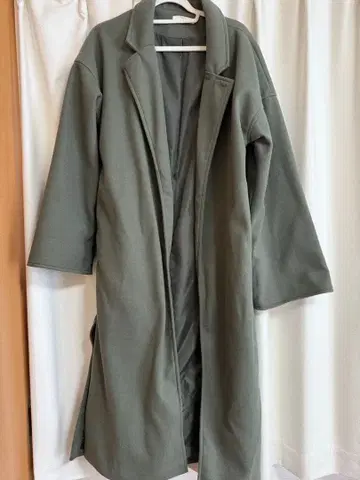 모스그린 코트 앤트마리스 프리 사이즈