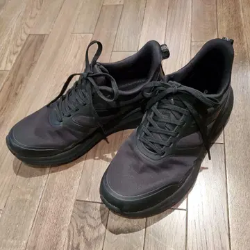 시더 크레스트 투습 방수 스니커즈 26.5cm 블랙