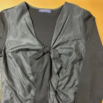 투모로우랜드 TOMORROWLAND 상의