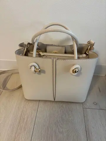 새상품급 ZARA 시티백 숄더