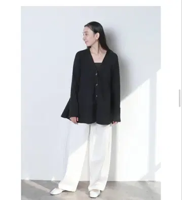 meri 페플럼 니트 가디건 블랙