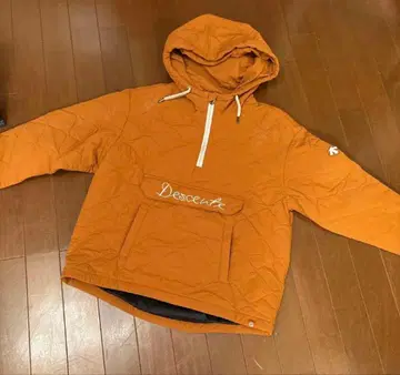 데상트 골프 하프 지퍼 퀼팅 충전솜 후디 자켓 여성용 M