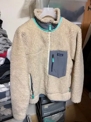 파타고니아 레트로x L 사이즈 새상품급 중고