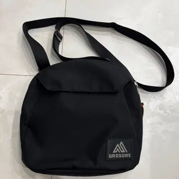 GREGORY 블랙 숄더백