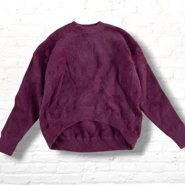 SLY 전후차 샤기 니트 크롭 기장 긴팔 보르도 보아 퍼지