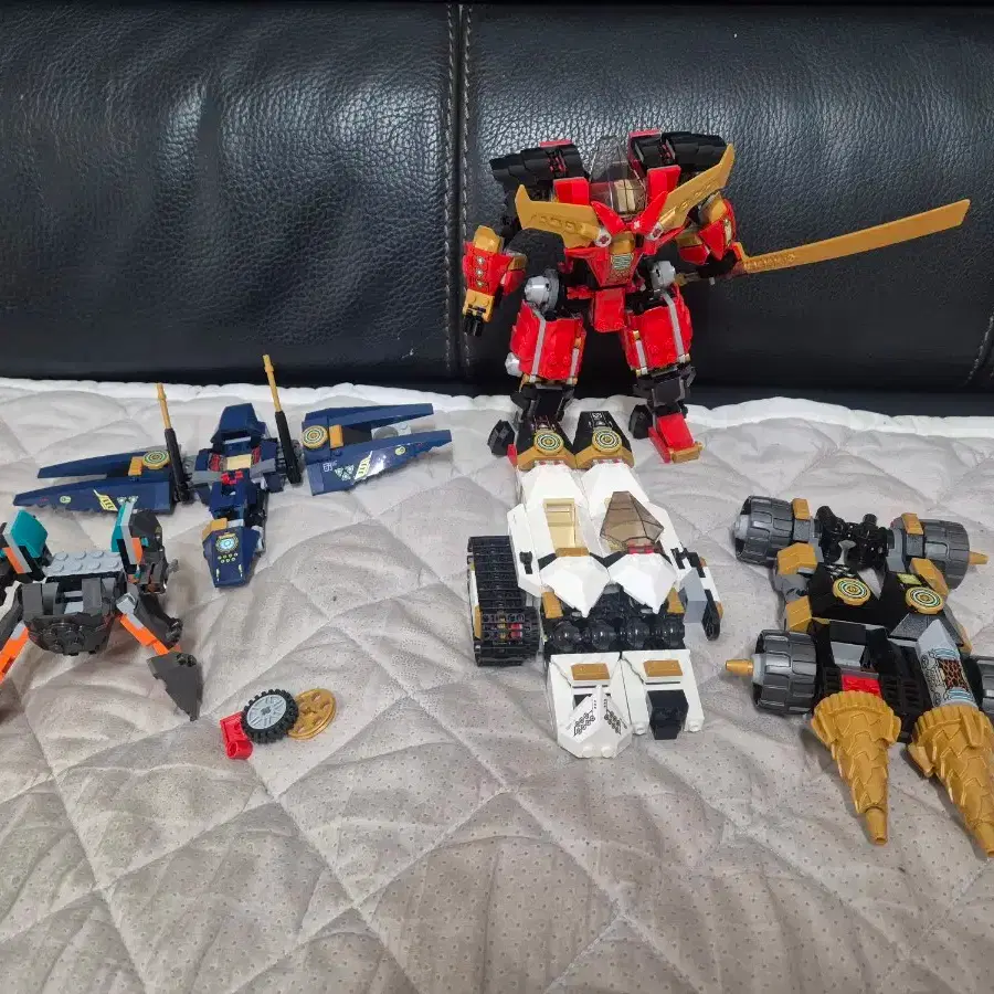 Lego Ninjago 71765 Ninja Ultra Combo Mech on Bunjang Global Site.