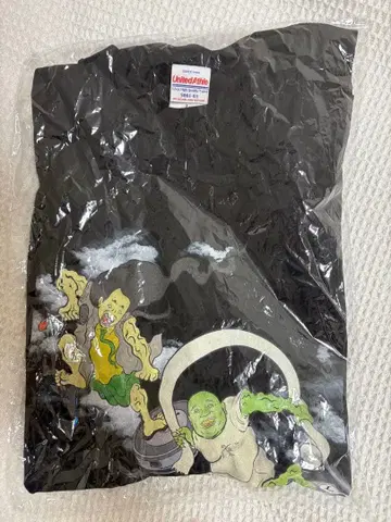 톰 브라운 단독 투어 2025 [ 첫 감정 ] 투어 T셔츠 L