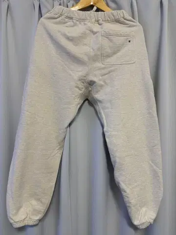 스웨트 팬츠 리브 포함