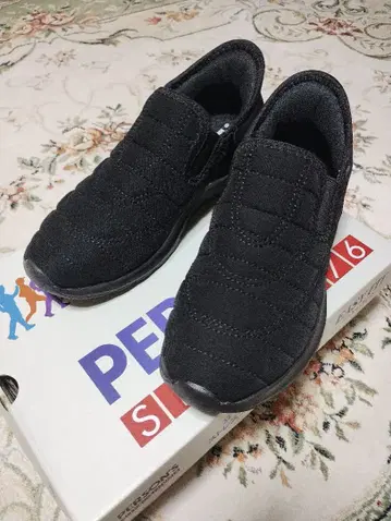 블랙 슬립온 스니커즈 10