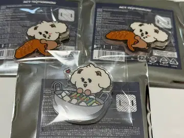 ACT TOMORROW 밤굿 핀 배지 3개